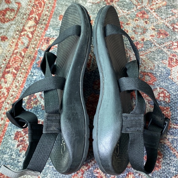 Choco black wide strap sandal - Picture 4 of 5